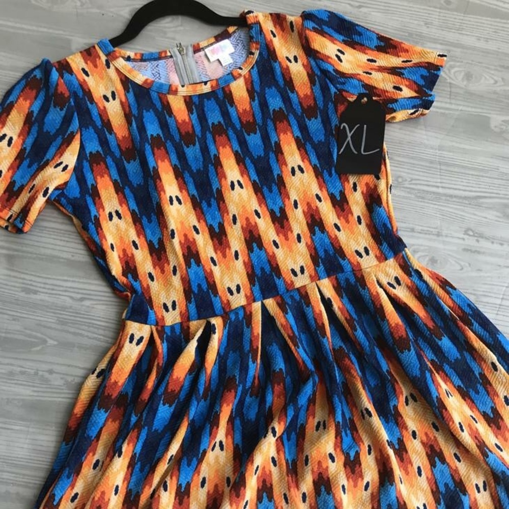 LULAROE amelia